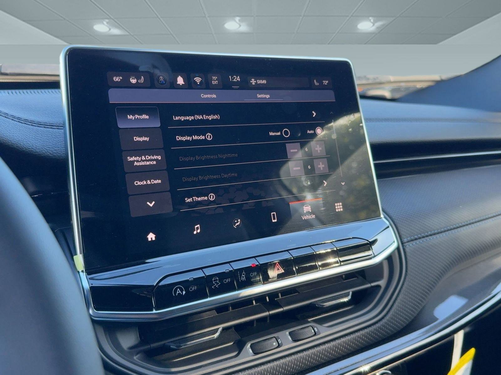 New 2026 Jeep Compass Latitude image 23