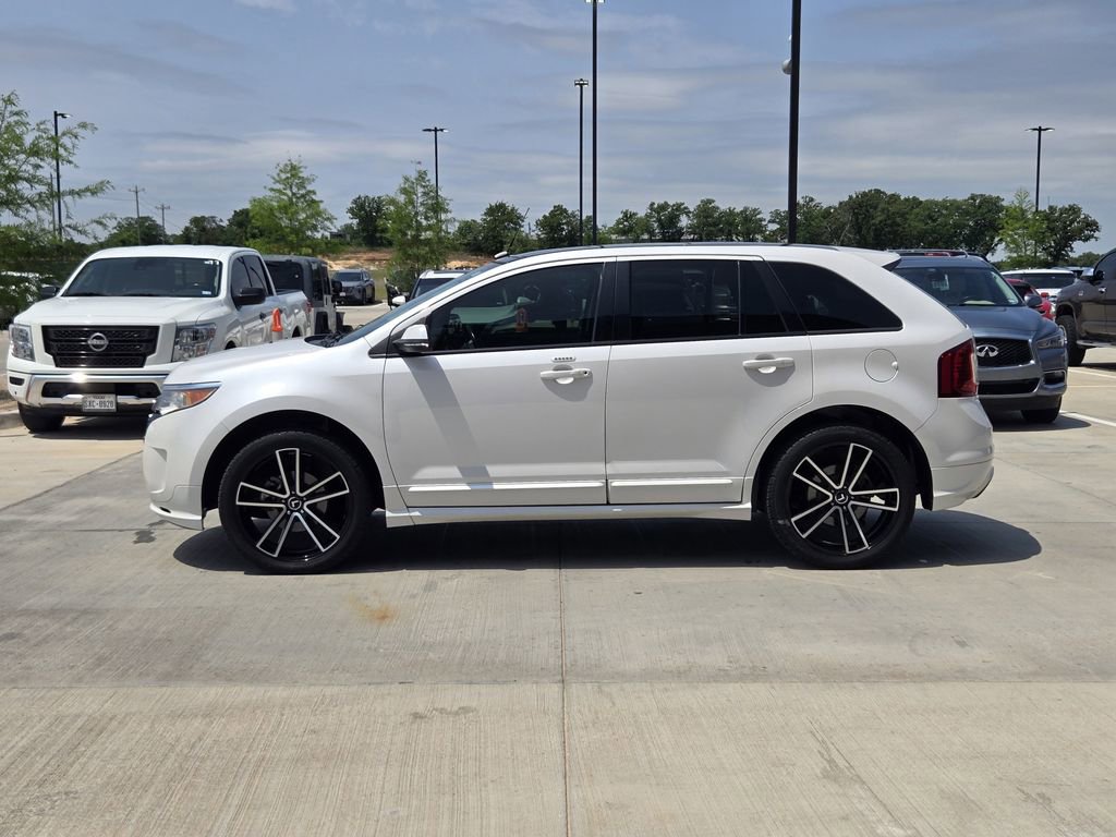 Used 2014 Ford Edge Sport w/ Driver Entry Package FWD image 3