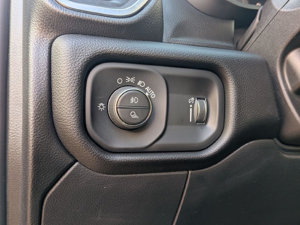 Used 2026 RAM 2500 Big Horn AWD/4WD image 12