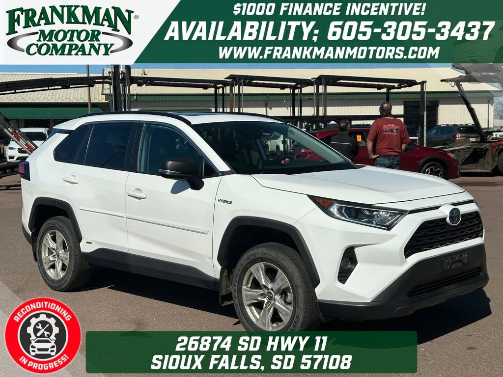 Used 2019 Toyota RAV4 XLE w/ Convenience Package