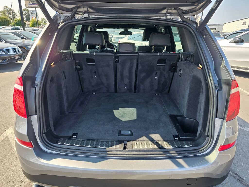 Used 2017 BMW X3 xDrive28i image 15