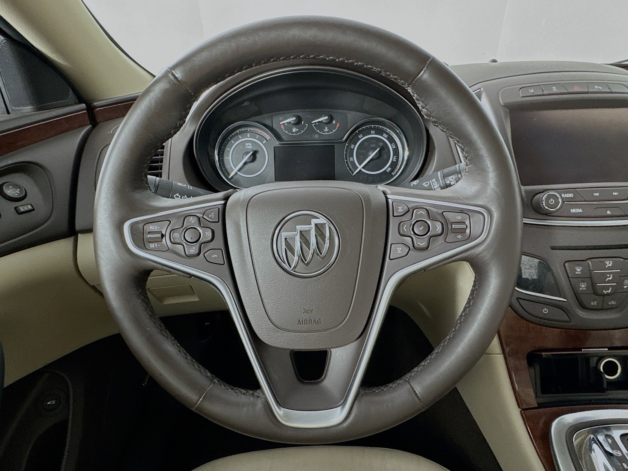 Used 2016 Buick Regal Premium w/ Driver Confidence Package #1 FWD image 11