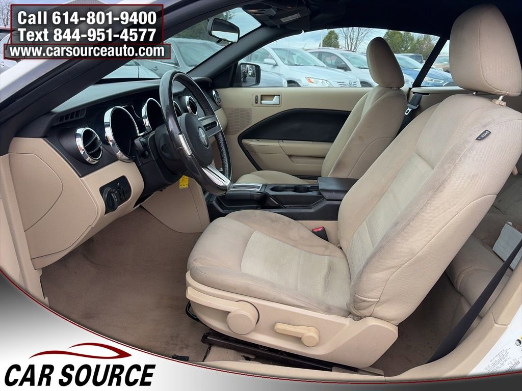 Used 2008 Ford Mustang Deluxe image 13