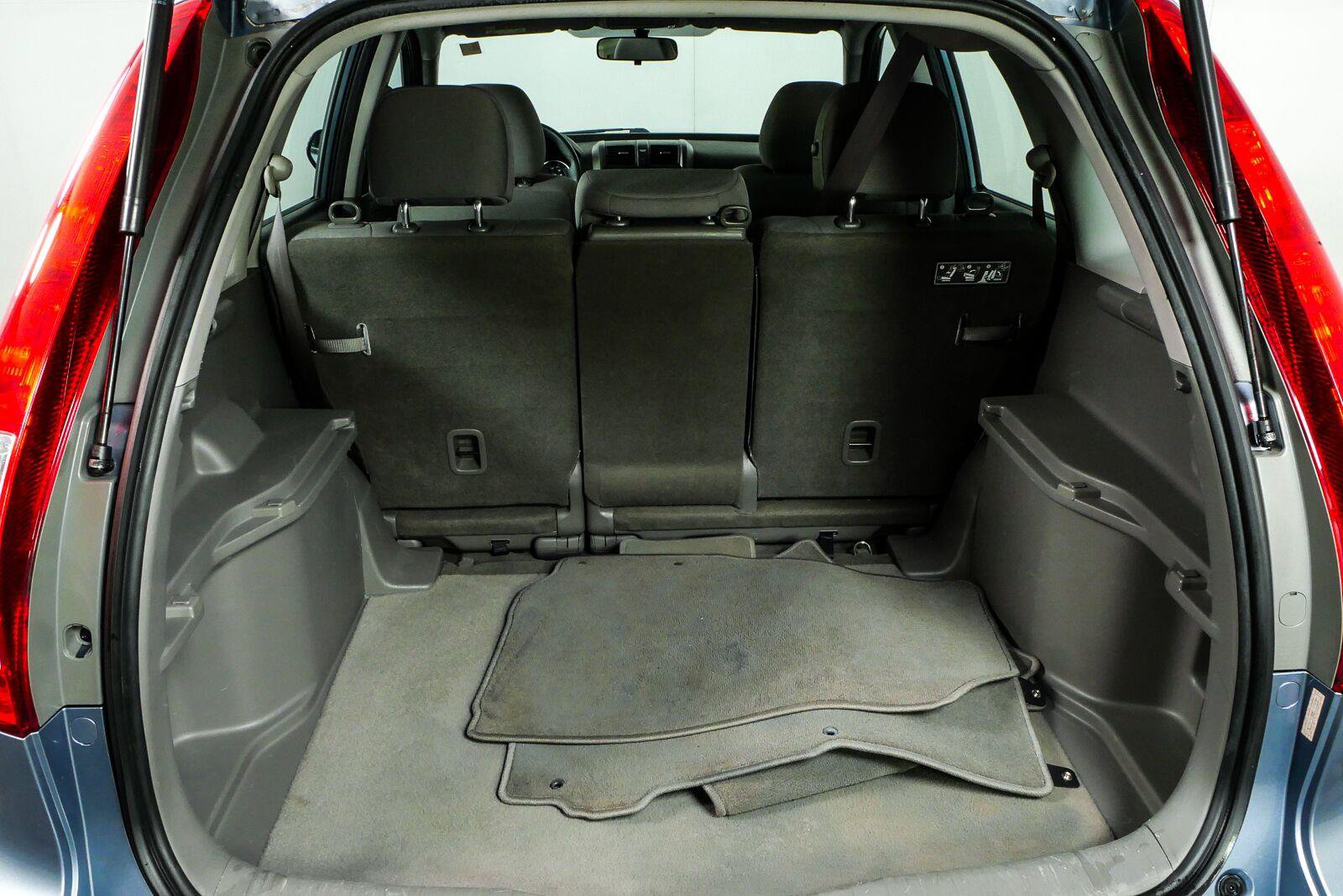Used 2010 Honda CR-V LX image 27