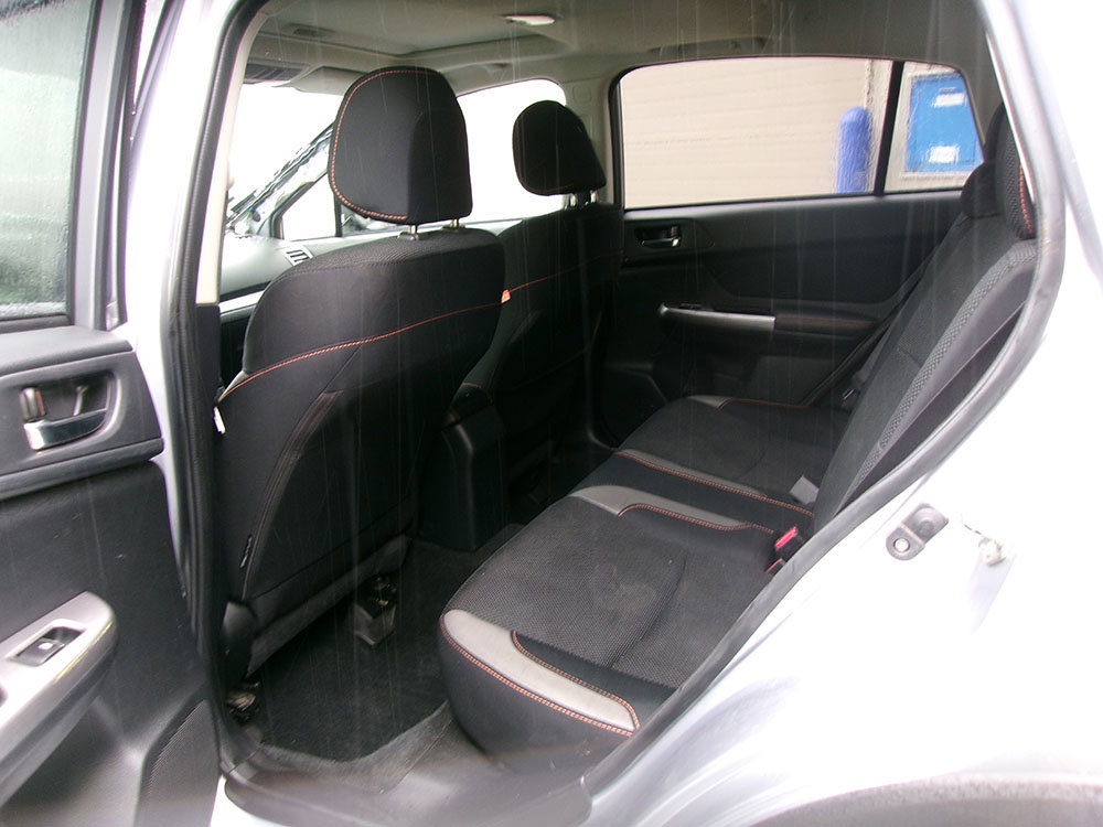 Used 2016 Subaru Crosstrek 2.0i Premium w/ Moonroof Package image 12