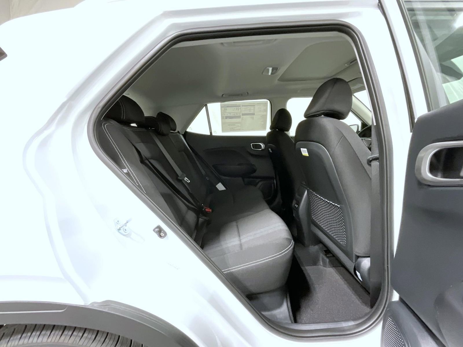 New 2026 Hyundai Venue SEL FWD image 19