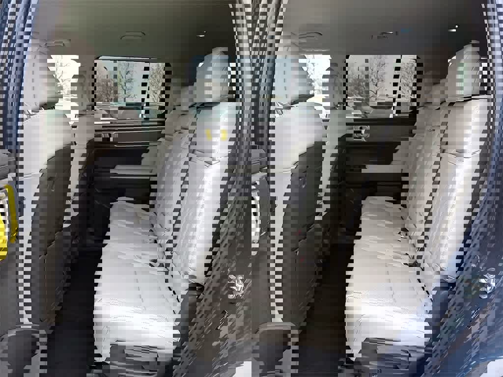 New 2026 Hyundai Santa Fe SEL image 8