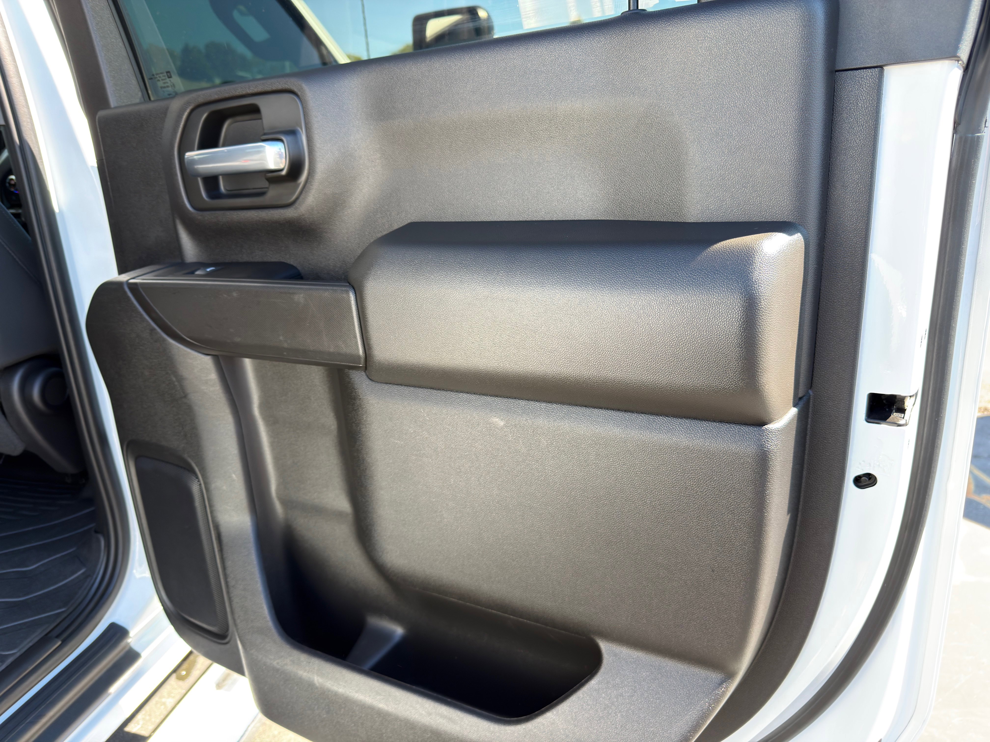 Used 2022 Chevrolet Silverado 2500 LT w/ Convenience Package image 13