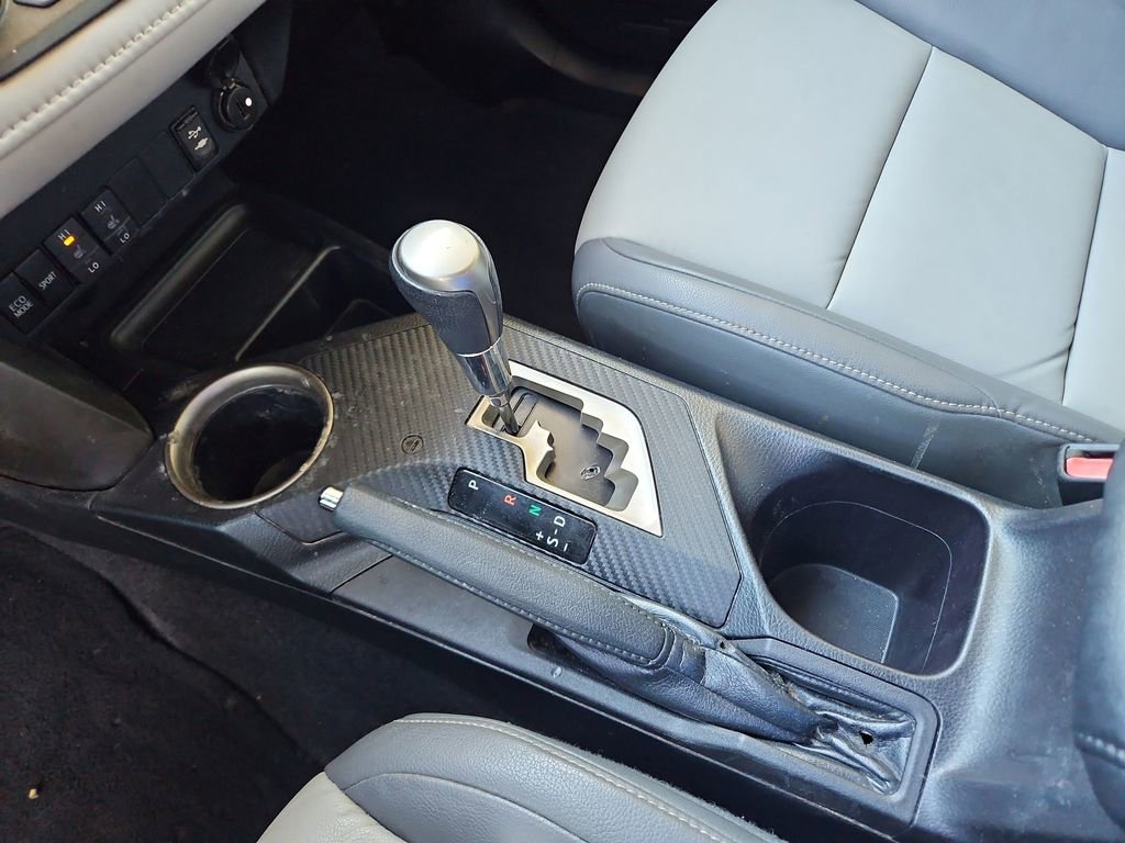 Used 2014 Toyota RAV4 Limited FWD image 18