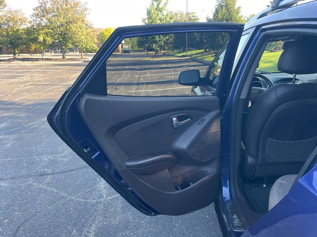 Used 2013 Hyundai Tucson Limited FWD image 24