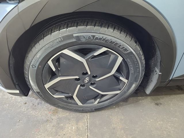 Used 2024 Hyundai Ioniq 5 SE image 12