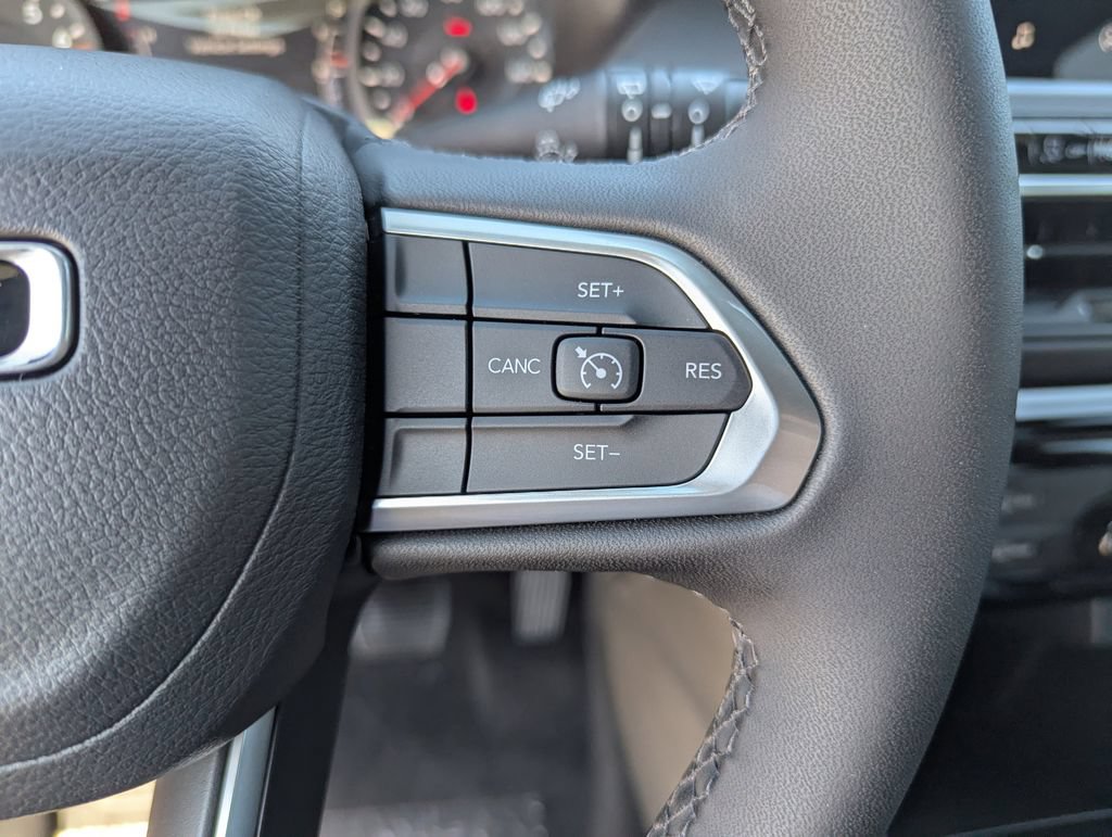 New 2026 Jeep Compass Latitude AWD/4WD image 22