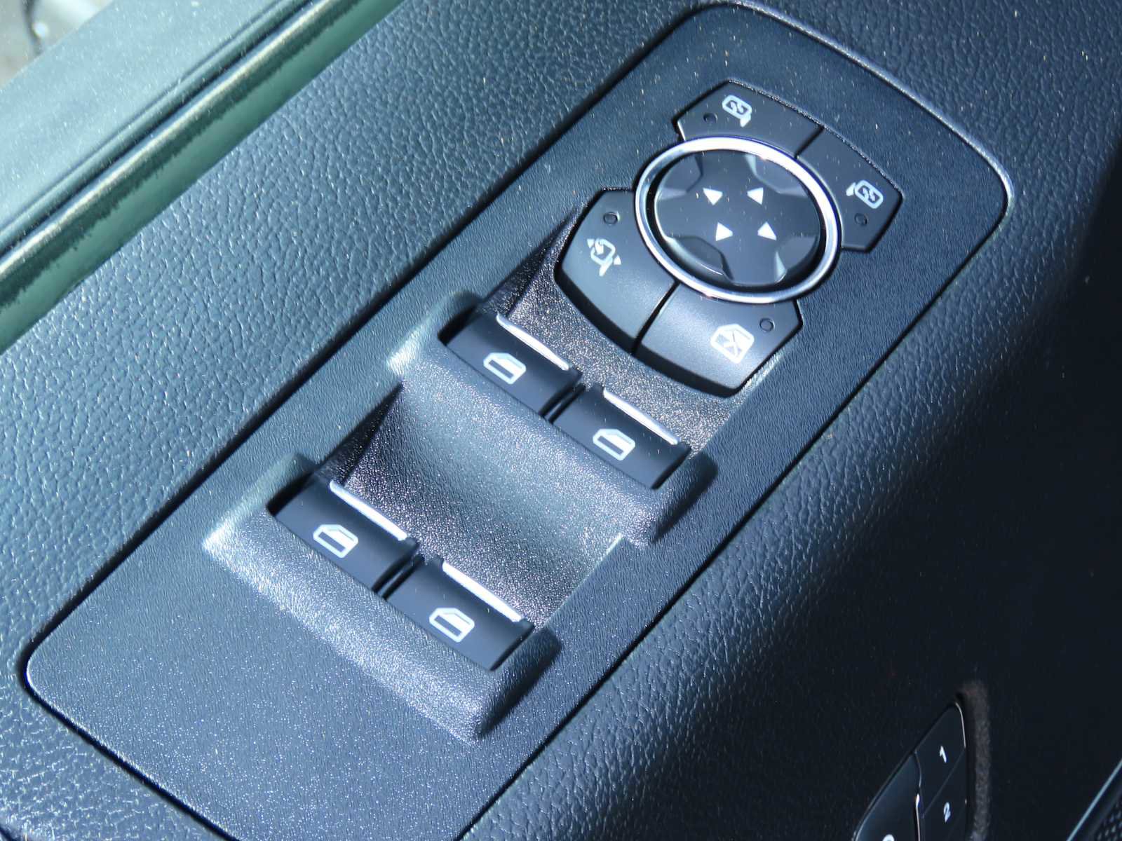 Certified 2019 Ford F150 Lariat image 18