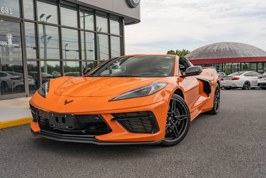 Used 2022 Chevrolet Corvette Stingray Premium Cpe w/ Z51 Performance Package RWD image 3