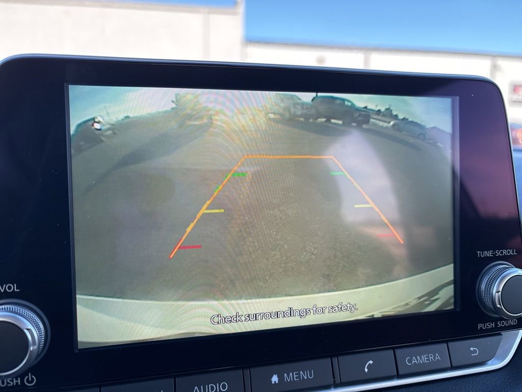 Used 2024 Nissan Sentra SV FWD image 34