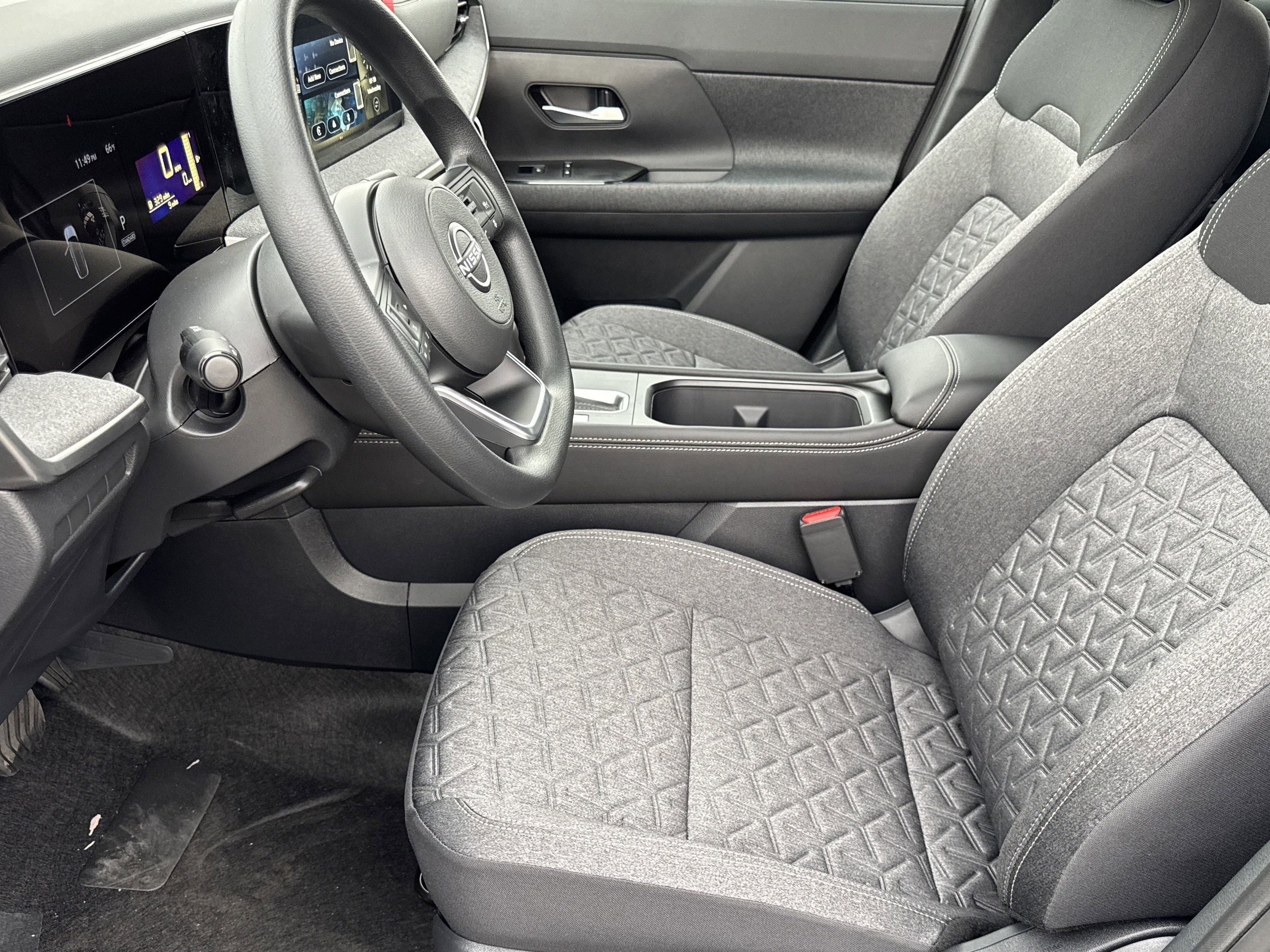 New 2025 Nissan Kicks SV w/ SV Premium Package image 10