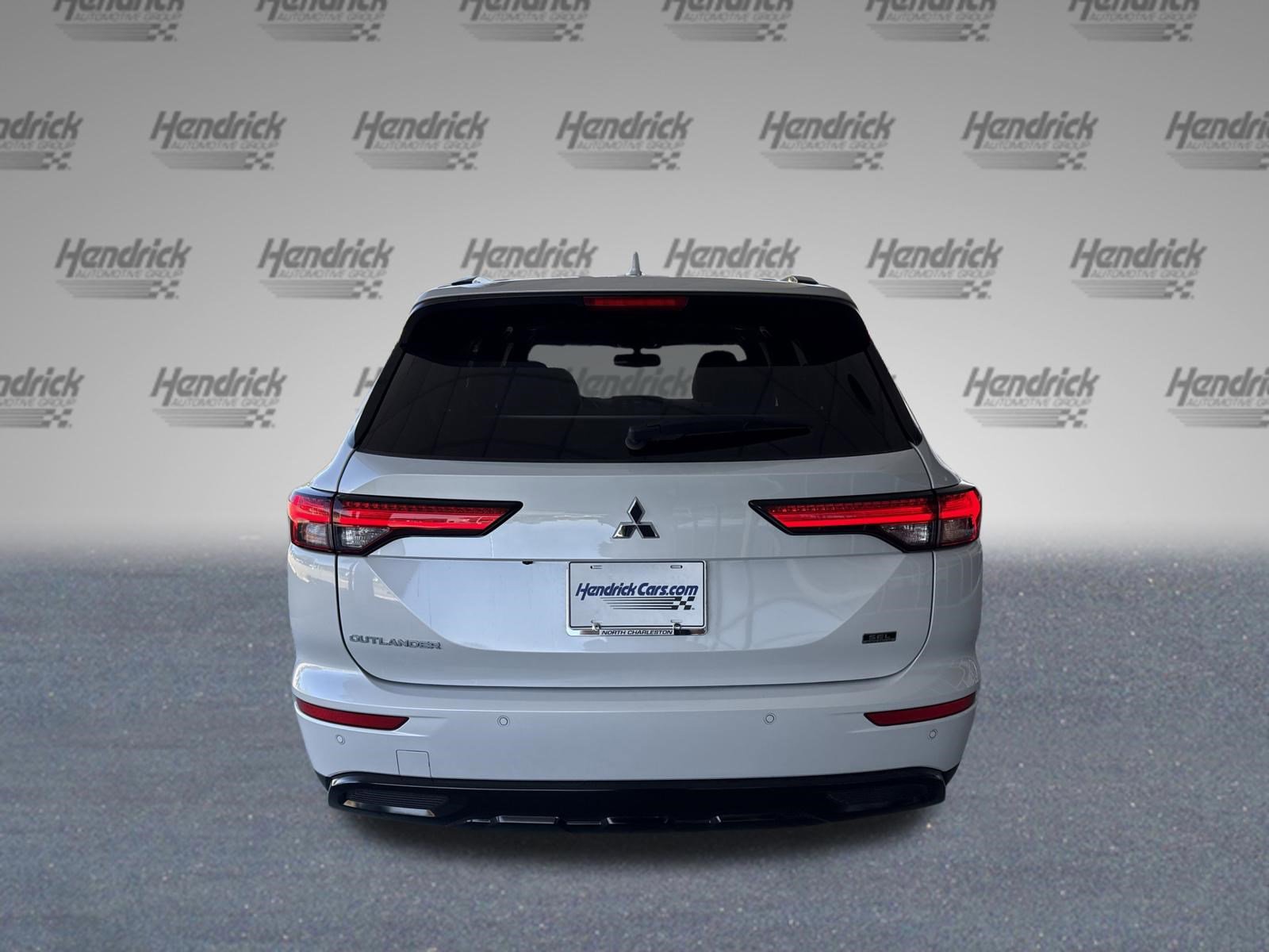 Used 2024 Mitsubishi Outlander SEL Black Edition image 8