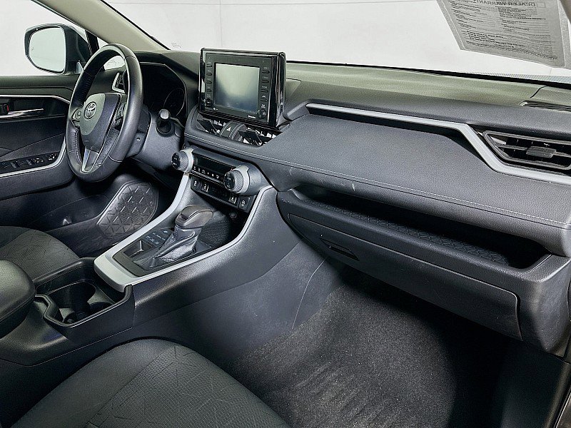 Used 2020 Toyota RAV4 XLE w/ Convenience Package image 27