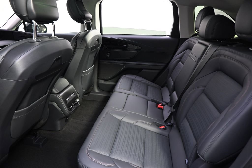 New 2026 Lincoln Nautilus Reserve w/ Jet Appearance Package AWD/4WD image 21