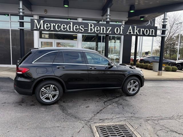 Certified 2022 Mercedes-Benz GLC 300 4MATIC image 1