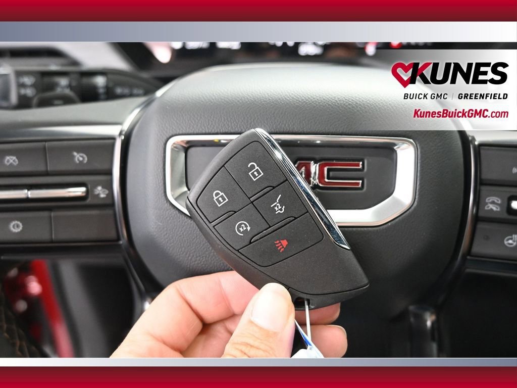 New 2025 GMC Acadia AT4 w/ LPO, Floor Liner Package image 34