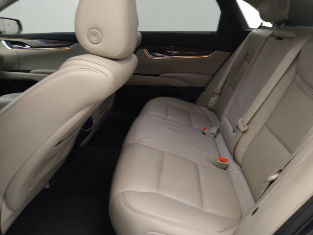 Used 2018 Cadillac XTS Luxury FWD image 18