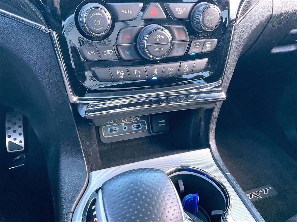 Used 2020 Jeep Grand Cherokee SRT image 25