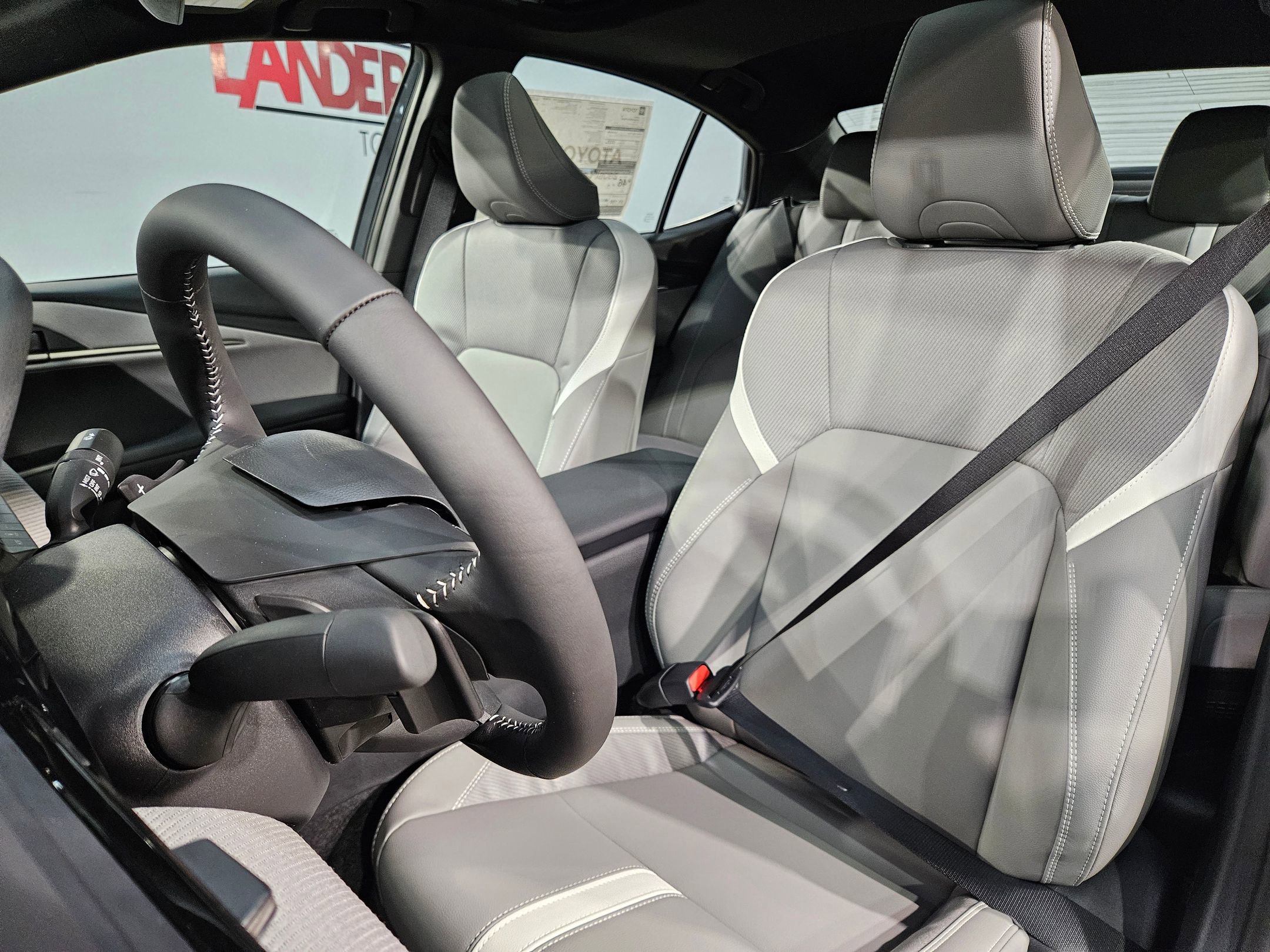 New 2026 Toyota Camry SE image 12