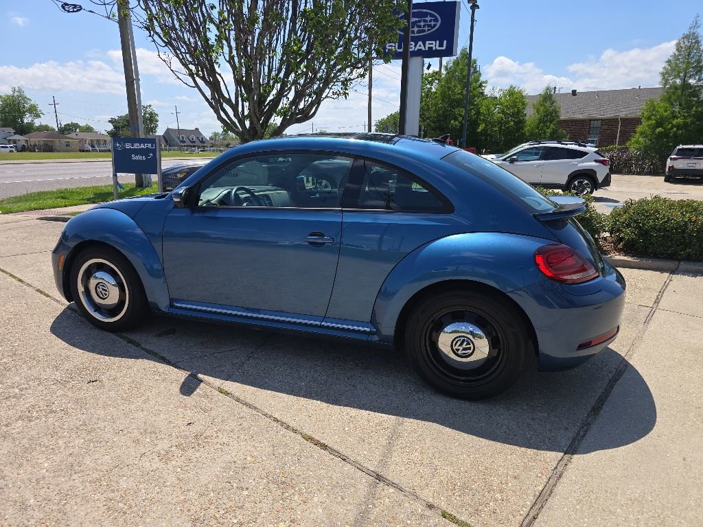 Used 2018 Volkswagen Beetle 2.0T FWD image 10