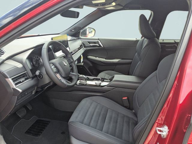 New 2026 Mitsubishi Outlander LE FWD image 18