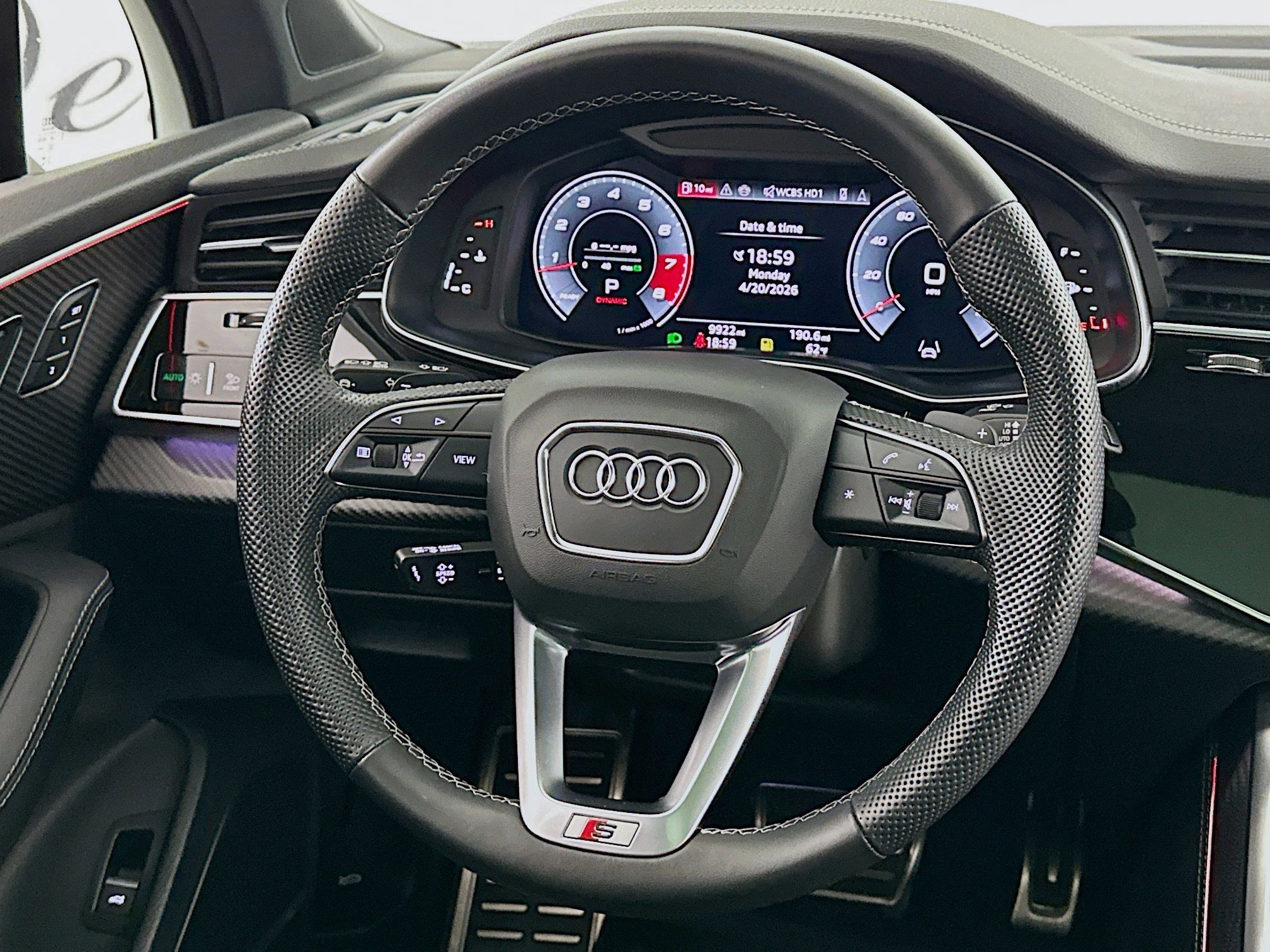 Used 2025 Audi SQ7 Premium Plus w/ Executive Package image 8