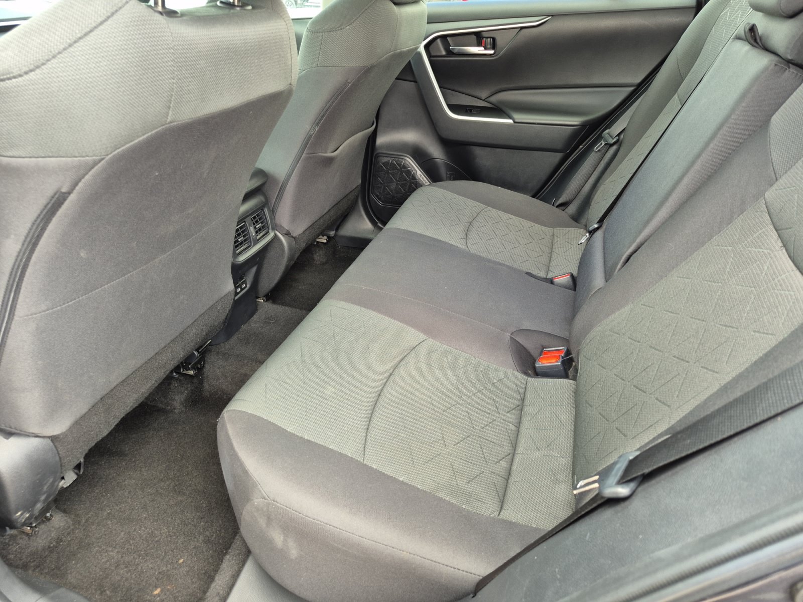 Used 2024 Toyota RAV4 XLE AWD/4WD image 24
