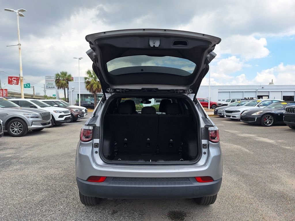 Used 2023 Jeep Compass Sport image 26