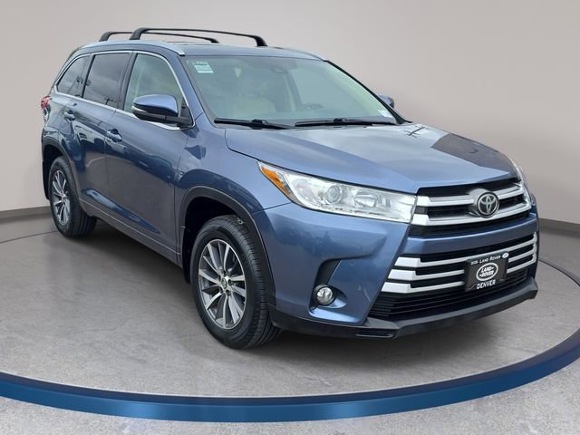 Used 2018 Toyota Highlander XLE image 4