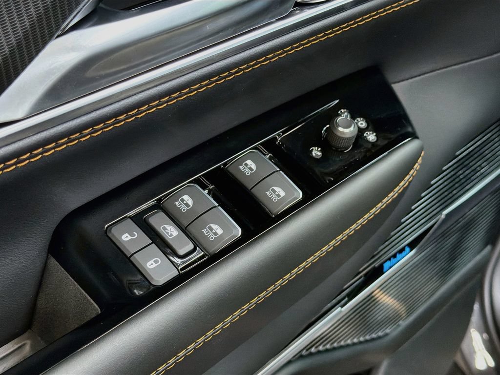 New 2026 Jeep Grand Wagoneer L Summit AWD/4WD image 16