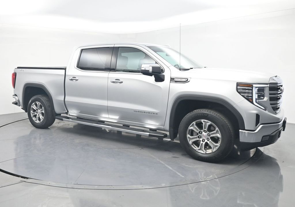 Used 2022 GMC Sierra 1500 SLT AWD/4WD image 5