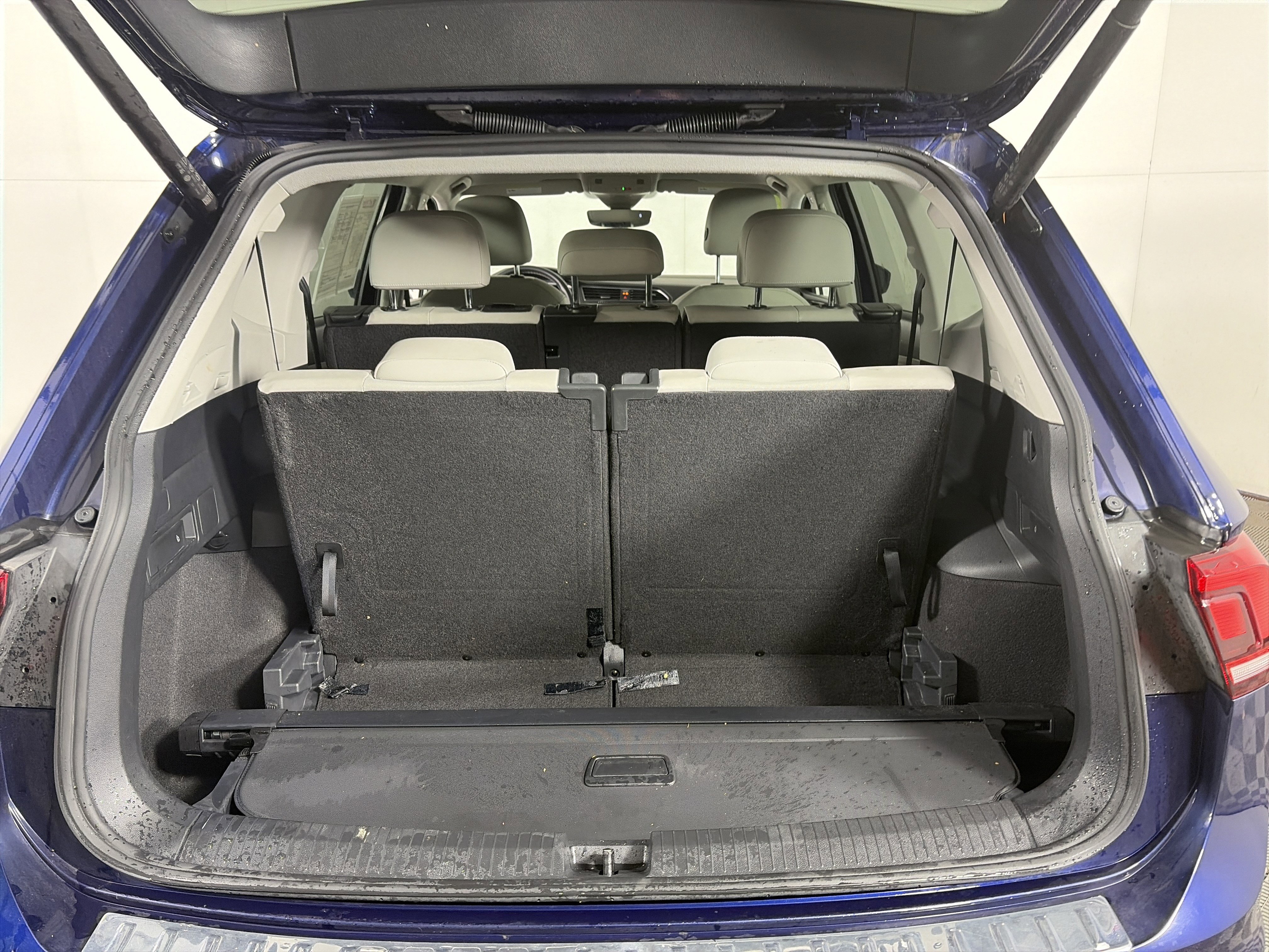 Used 2022 Volkswagen Tiguan SE image 19