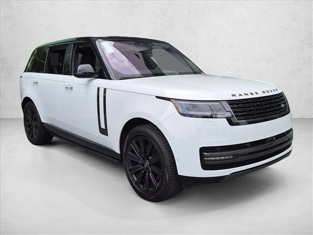 Used 2023 Land Rover Range Rover Long Wheelbase SE AWD/4WD image 3