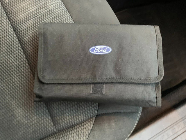 Used 2018 Ford Explorer XLT image 14