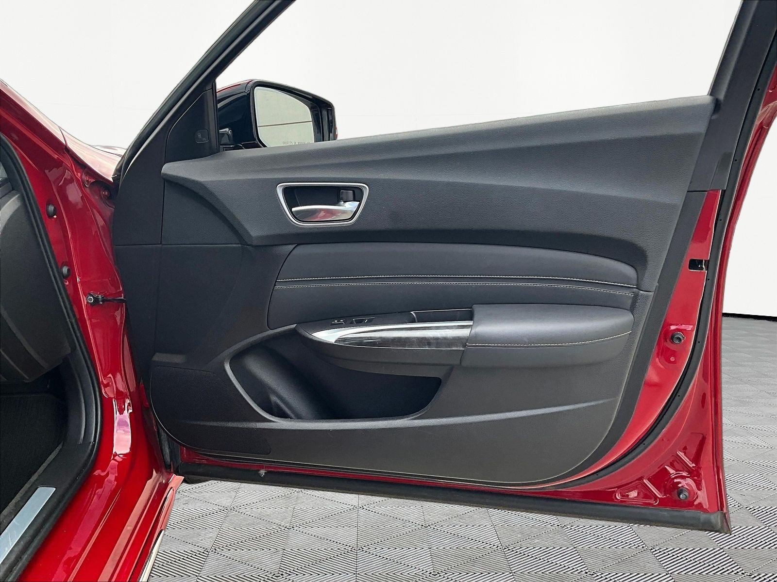 Used 2018 Acura TLX w/ Advance Package FWD image 27