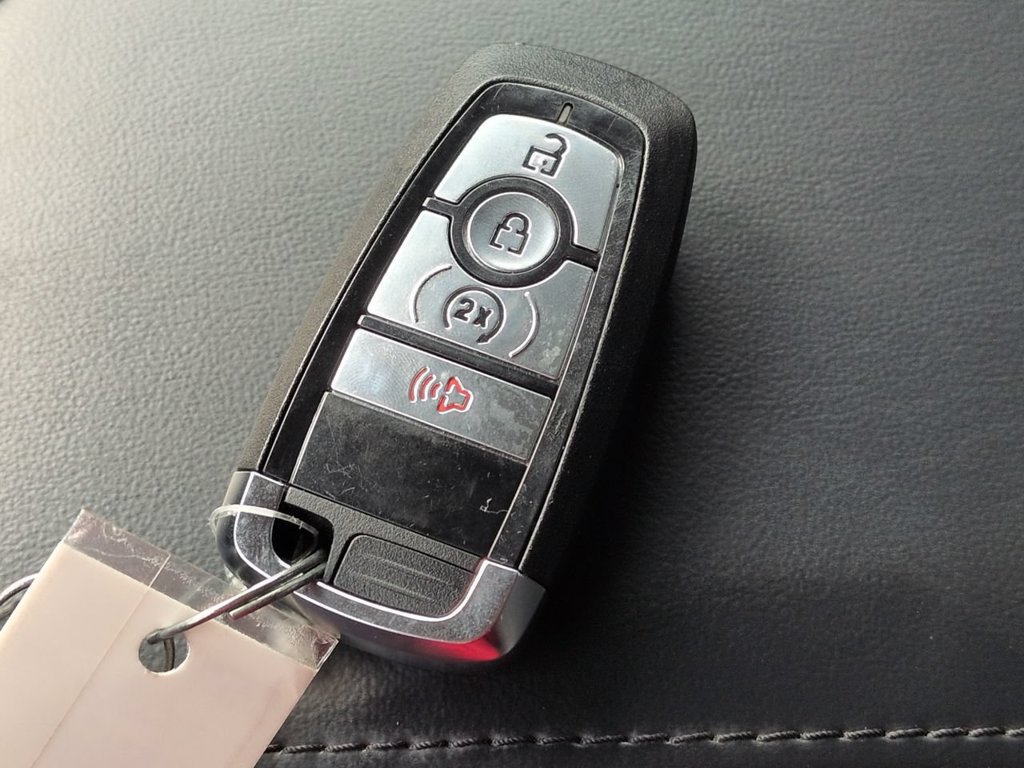 Used 2024 Ford Maverick Lariat w/ Black Appearance Package AWD/4WD image 29