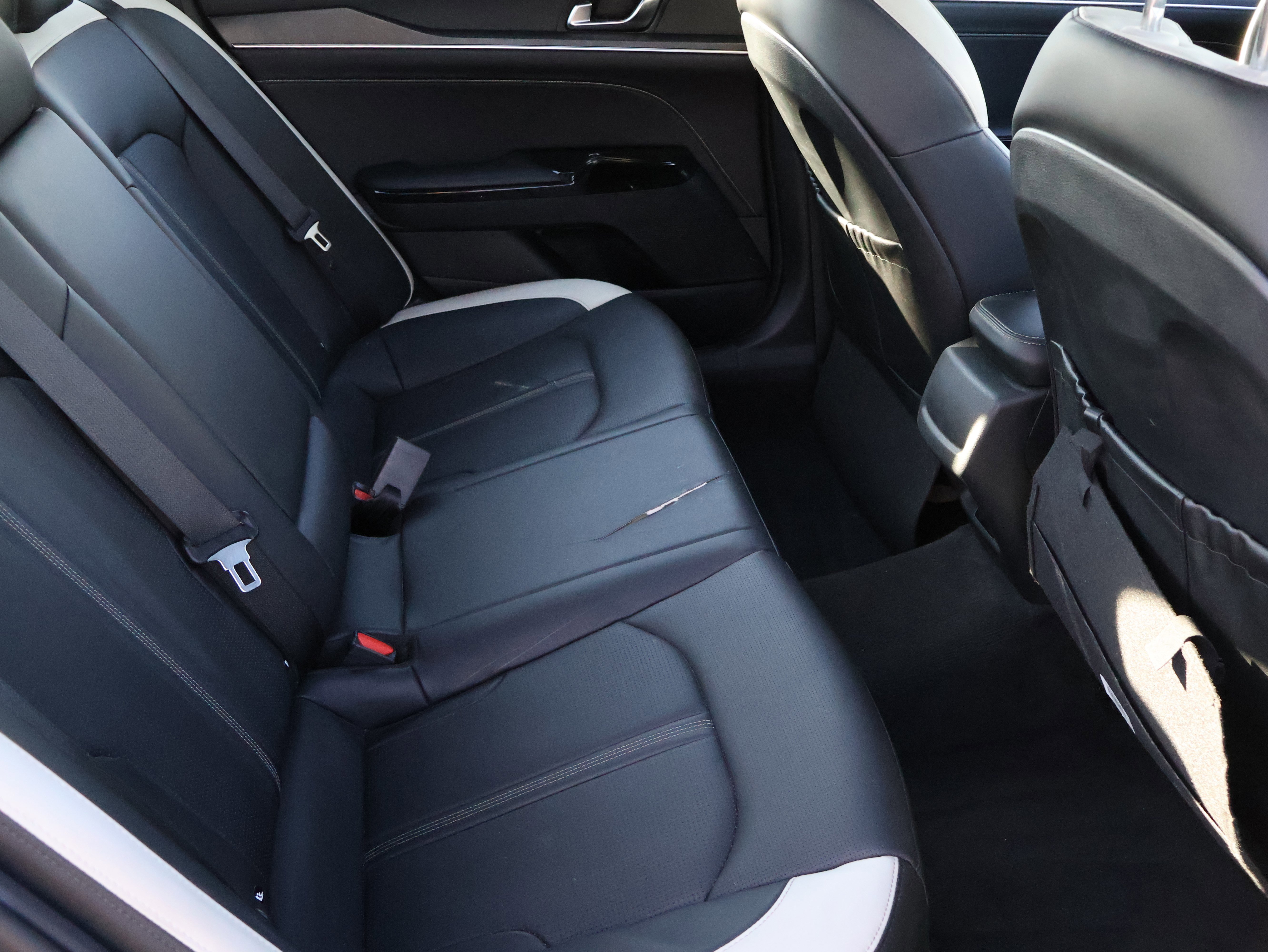 Used 2025 Kia K5 GT-Line w/ GT-Line Premium Package image 13