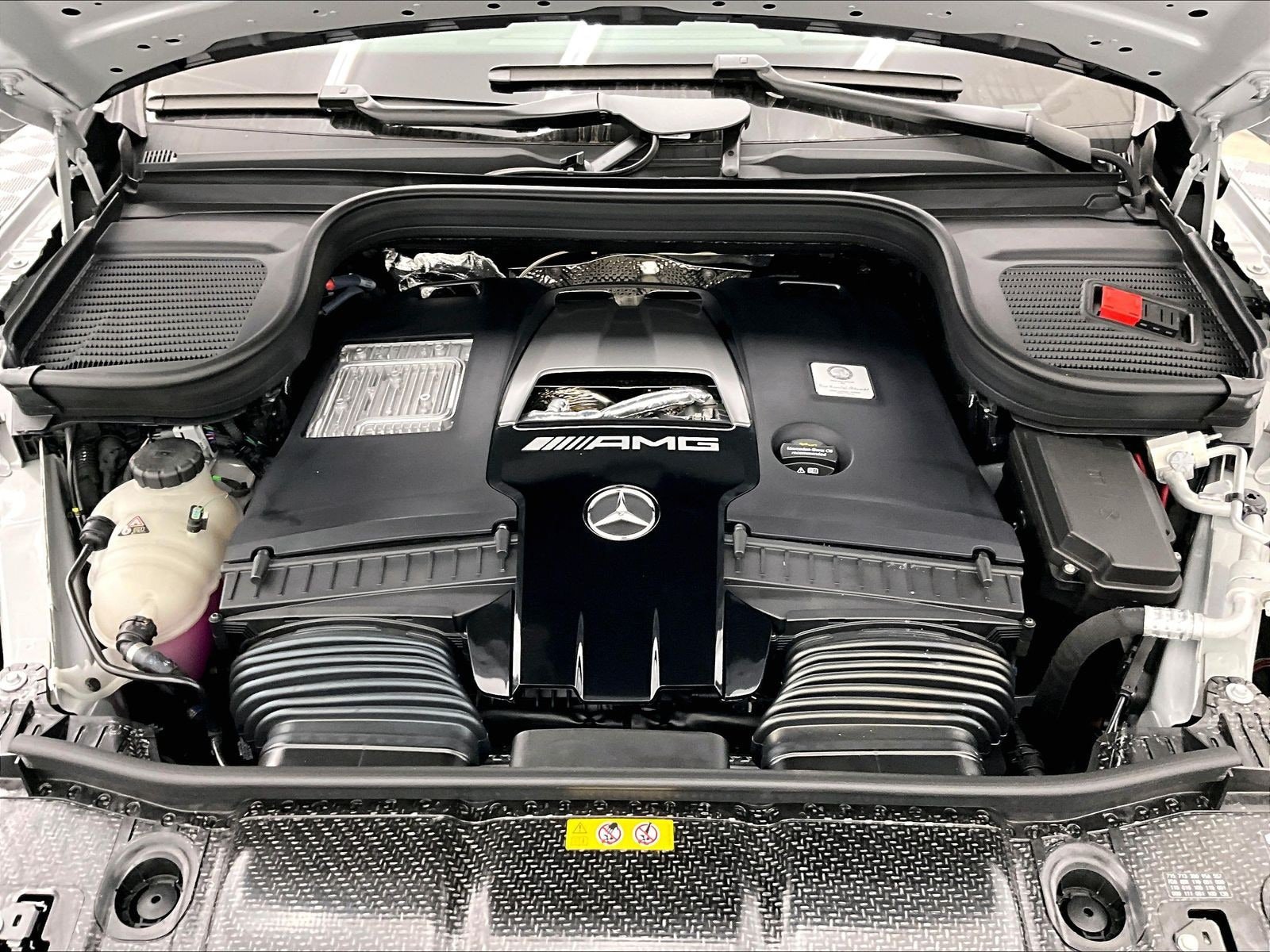 New 2026 Mercedes-Benz GLE 63 AMG S image 9