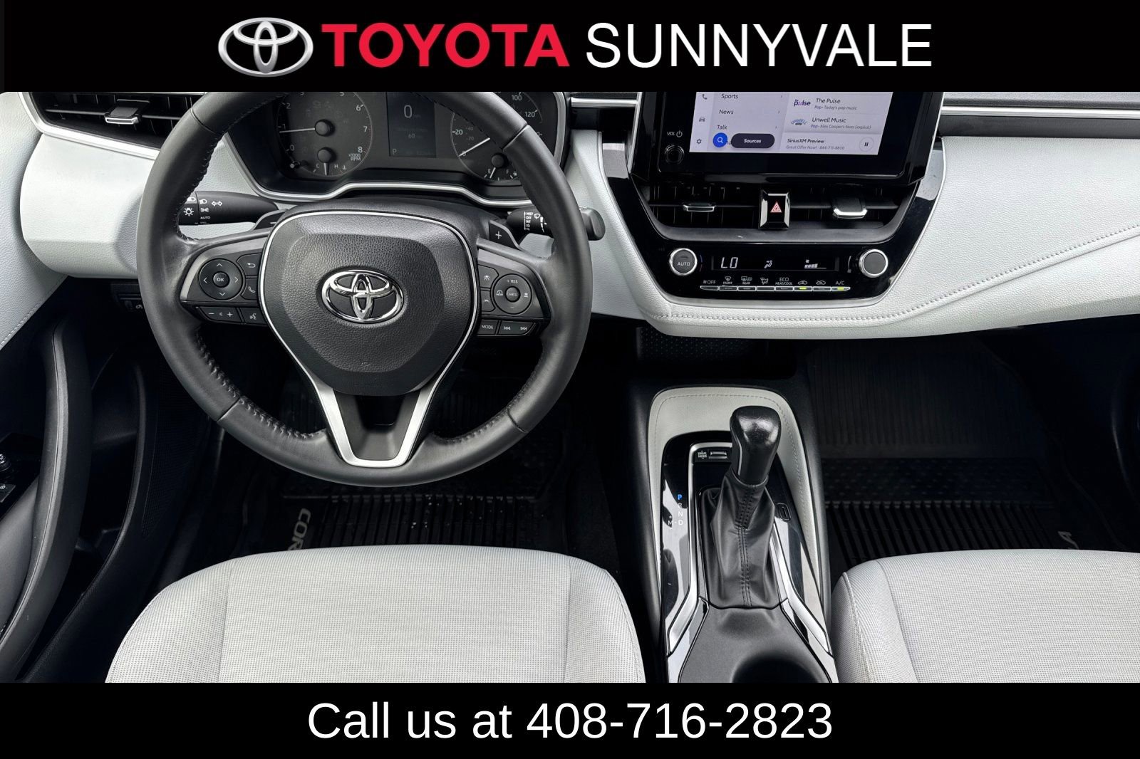 Used 2023 Toyota Corolla SE w/ SE Premium Package image 19