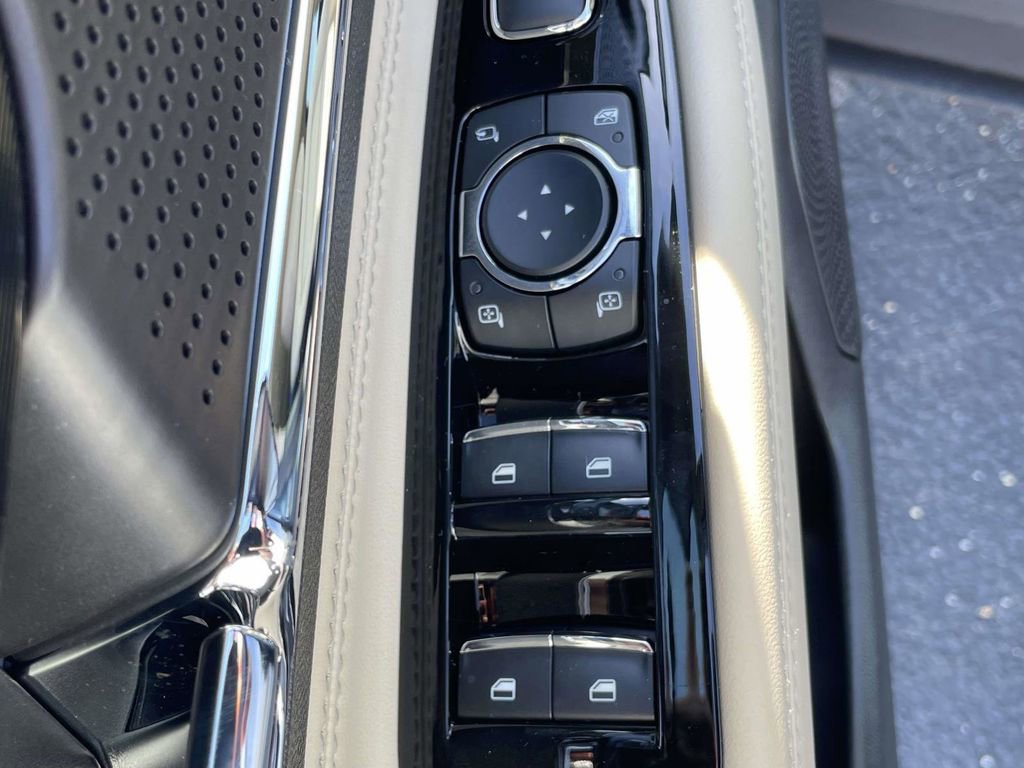 New 2026 Lincoln Corsair Premiere image 16