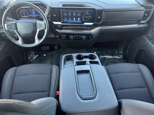 Certified 2023 Chevrolet Silverado 1500 RST w/ Redline Edition AWD/4WD image 12
