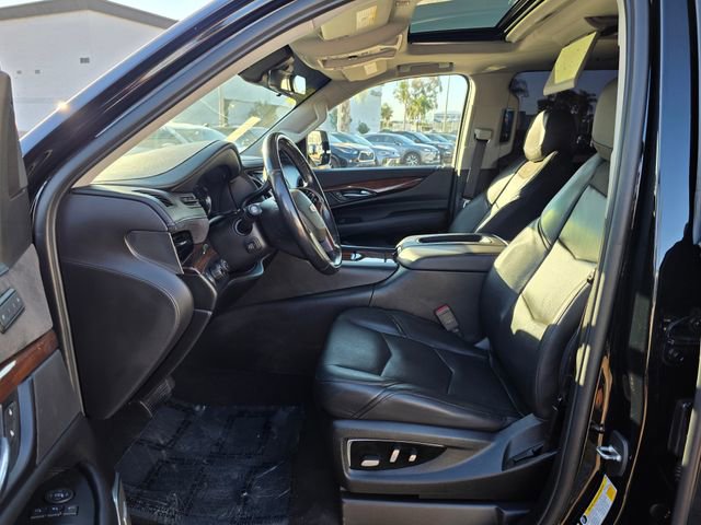 Used 2019 Cadillac Escalade Premium Luxury AWD/4WD image 17