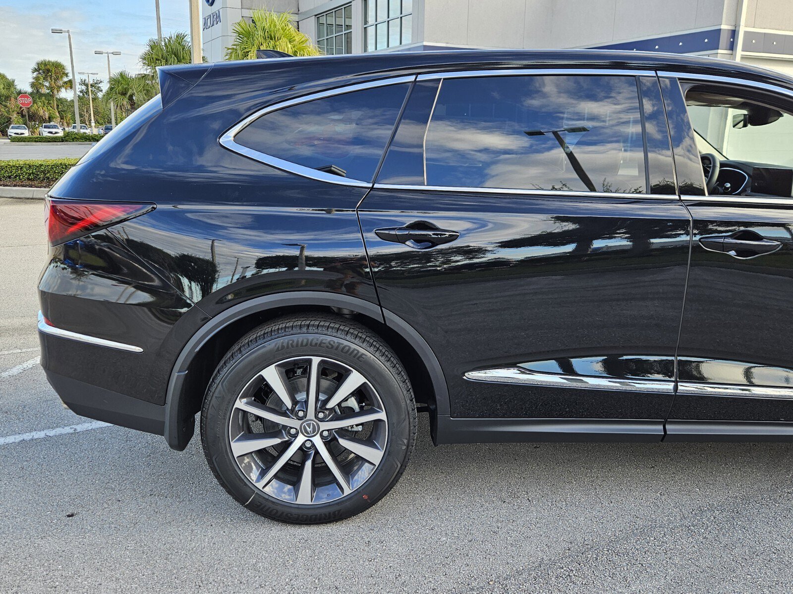 New 2026 Acura MDX FWD w/ Technology Package image 4