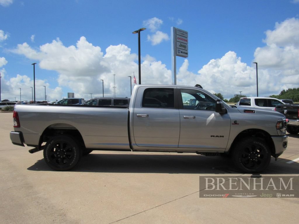 Used 2024 RAM 3500 Big Horn w/ Night Edition AWD/4WD image 7