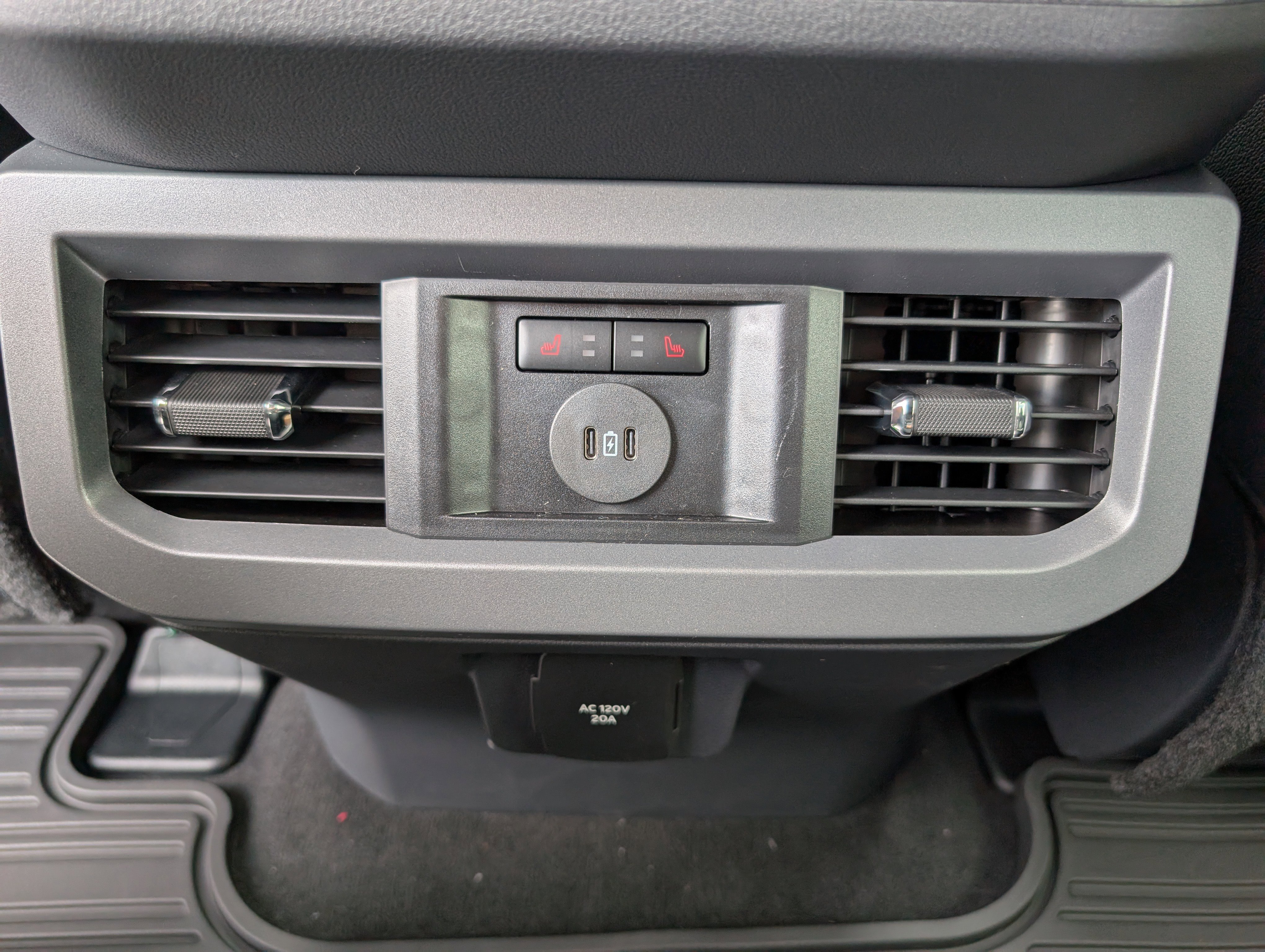 New 2026 Ford F350 Lariat w/ Black Appearance Package image 15